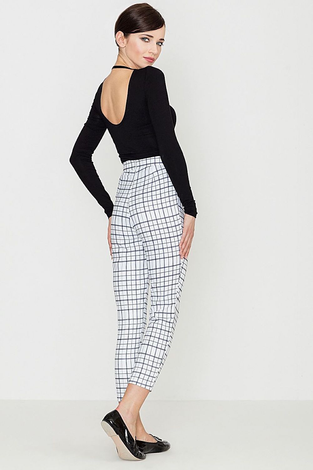 Elegant Women Trousers – High-Waist with Tapered Leg