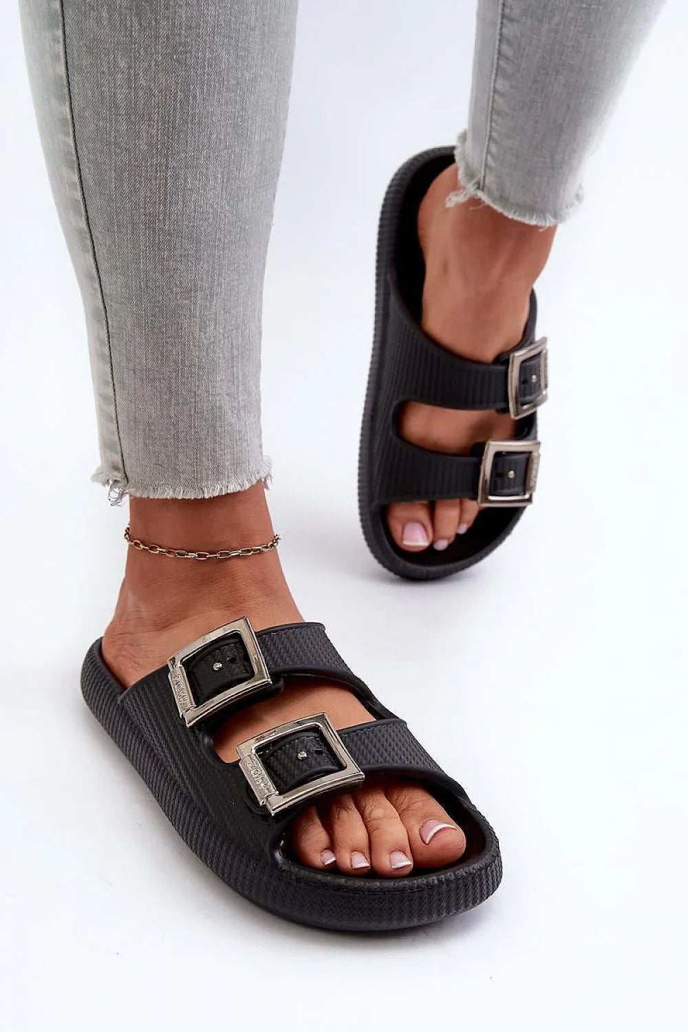 Women Adjustable Strap Flip Flops