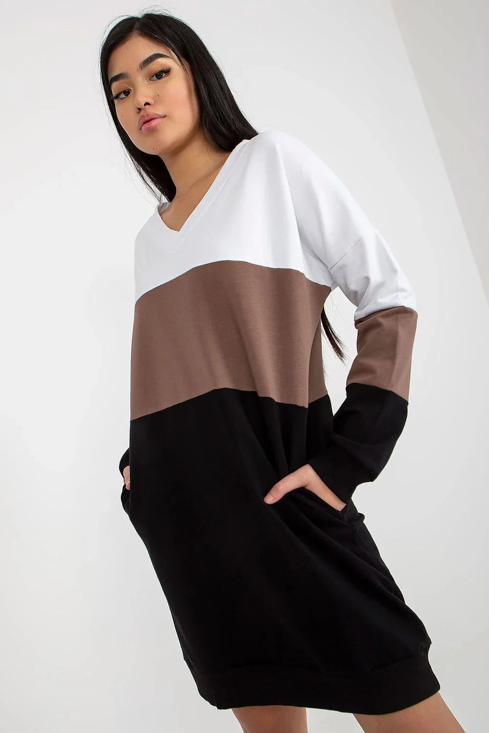 Women's Above Knee Day Dress – Relaxed With Long Sleeves