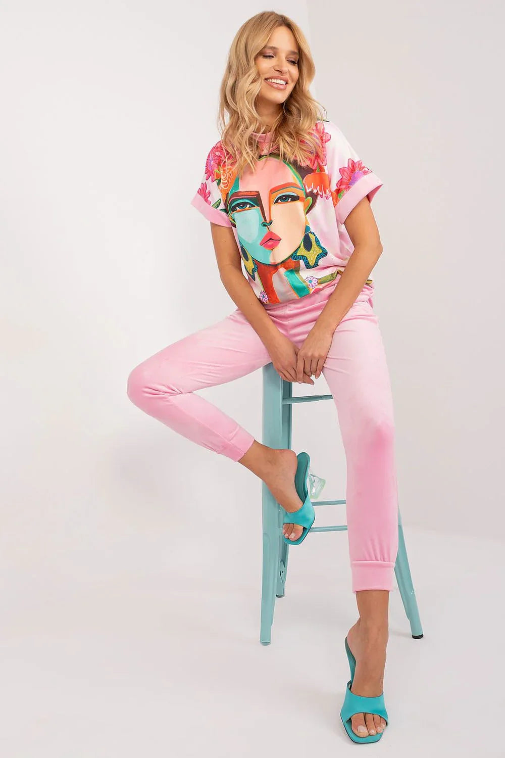 Women’s Graphic Blouse and Tapered Pants Set