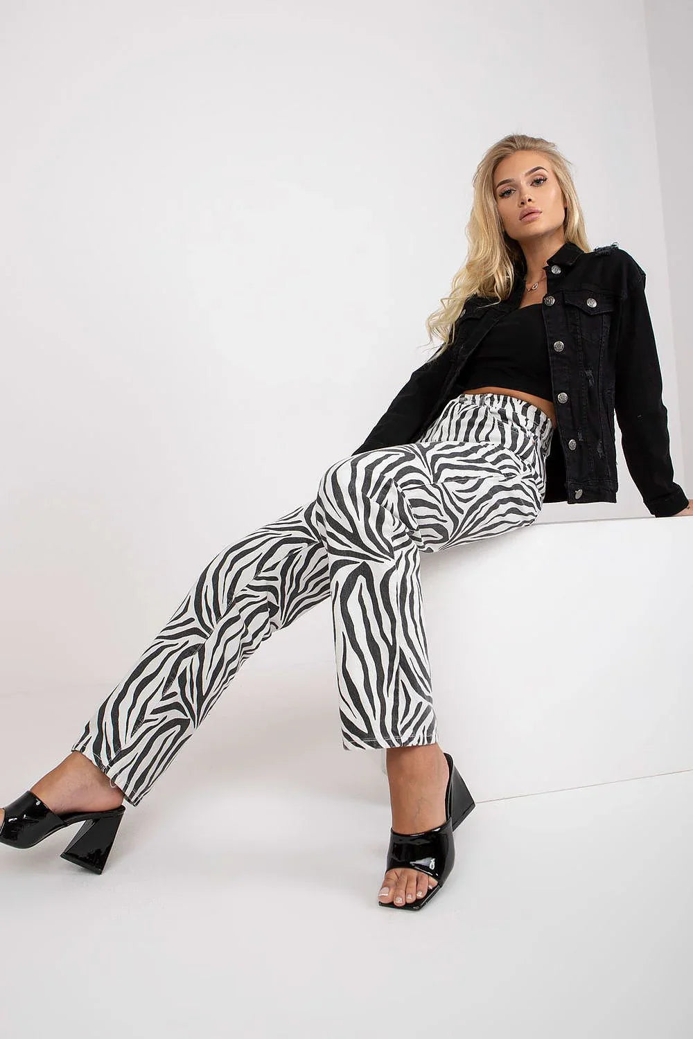 Women's Striped Crew Neck Pullover Sweater