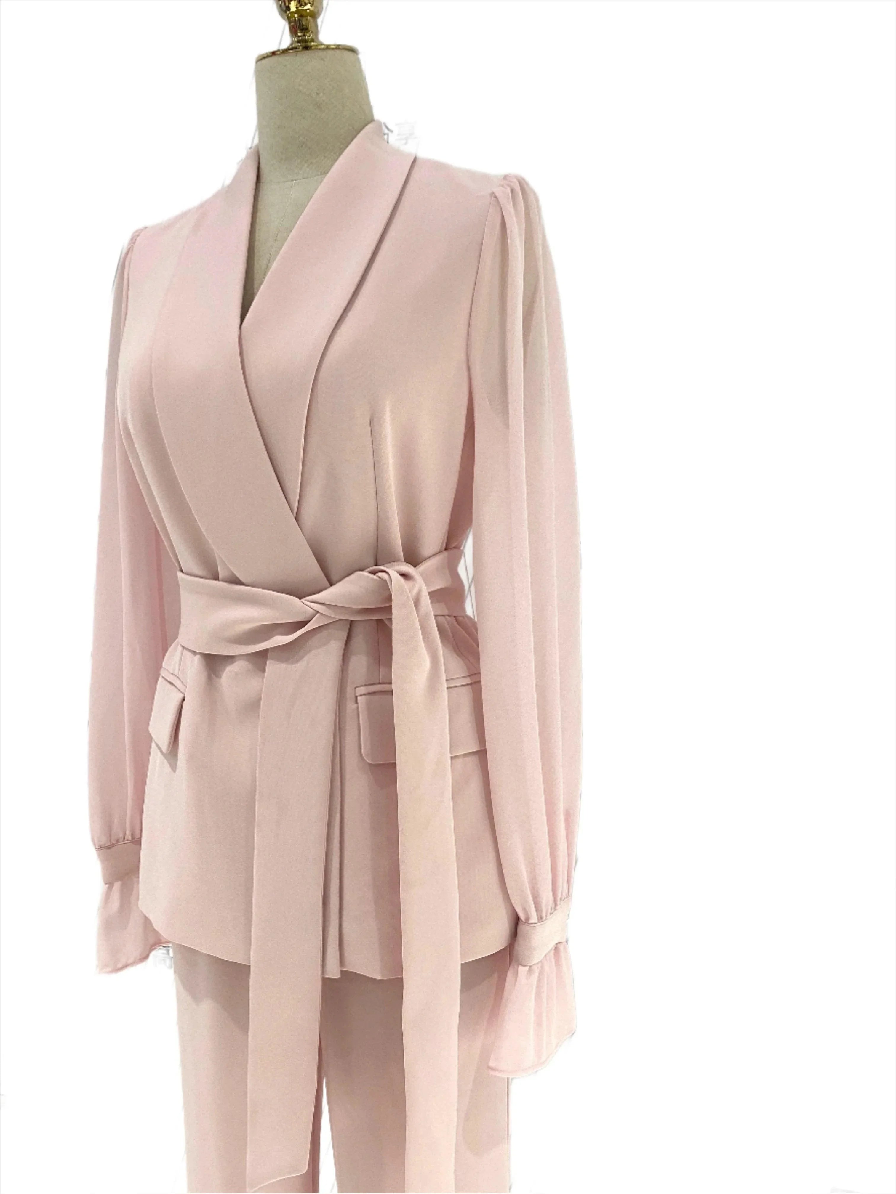 Chic Women's Pant Suit - Solid Double-Breasted