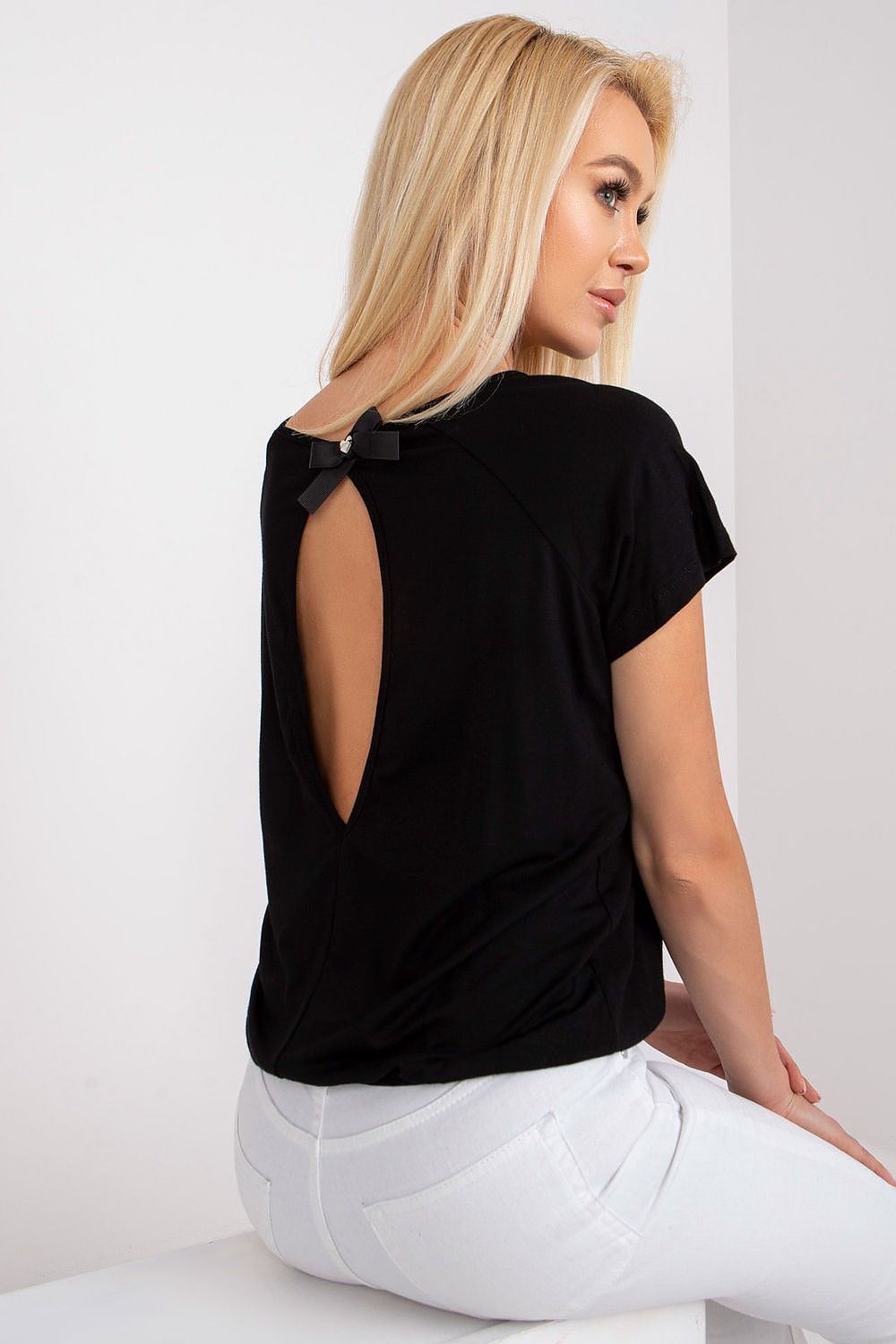 Women's Casual Blouse - Solid Waist Length