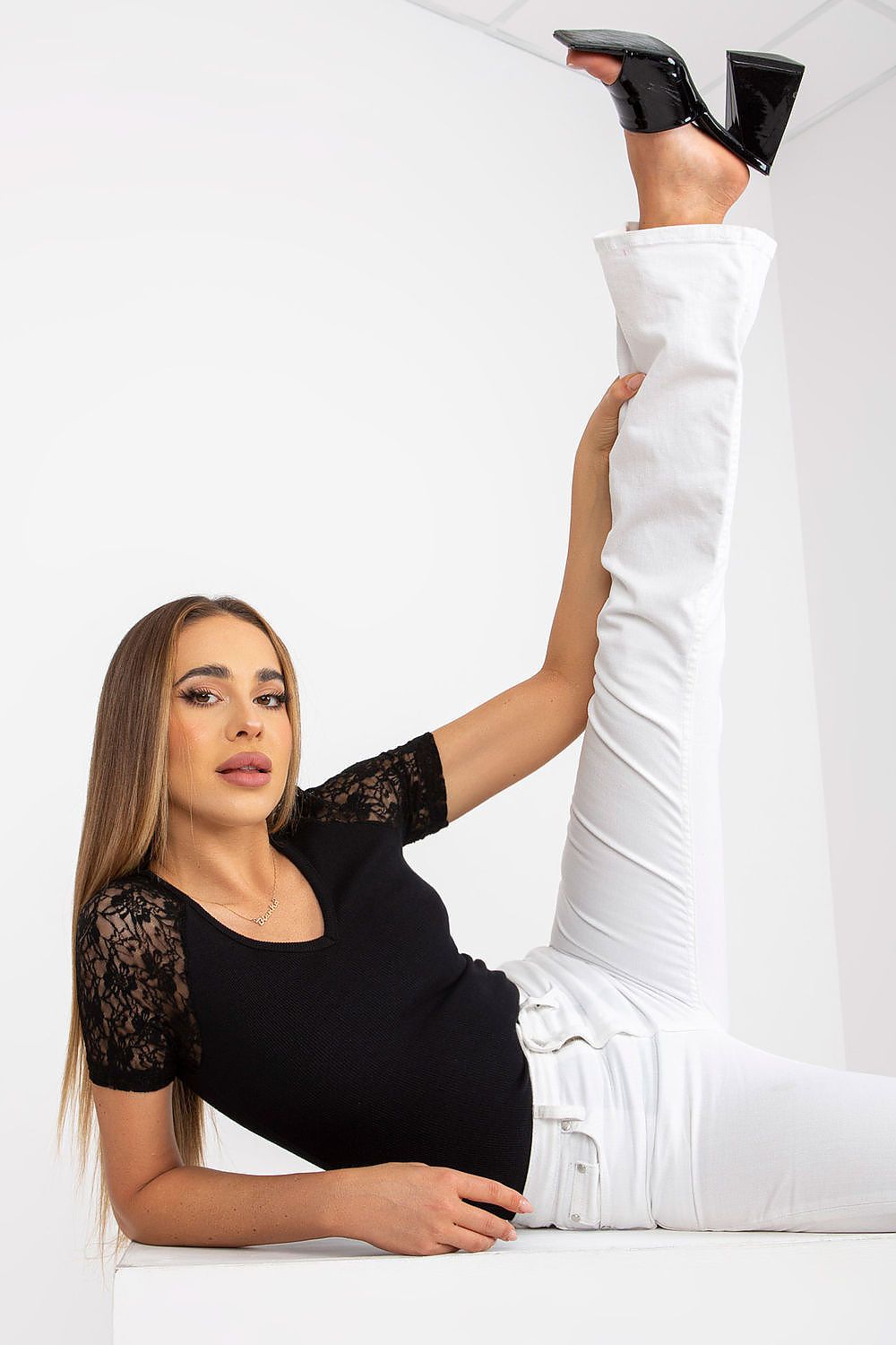 Women's Lace Blouse - Solid Hip Length