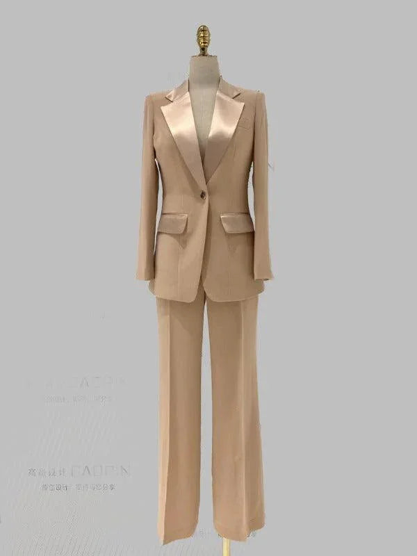 Elegant, Chic Women's Pant Suit - Solid One-Button
