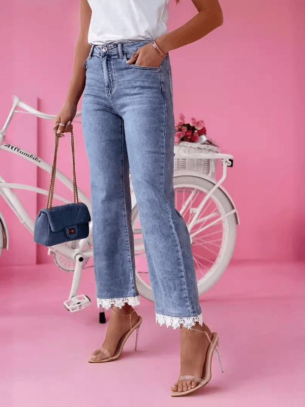 Chic Women's Jeans – High-Rise Slim Fit