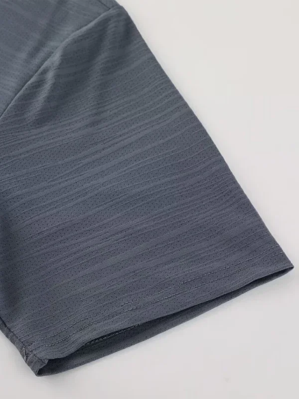 Men Round-Neck Short-Sleeves T-Shirt – Moisture-Wicking - Black -Guocali