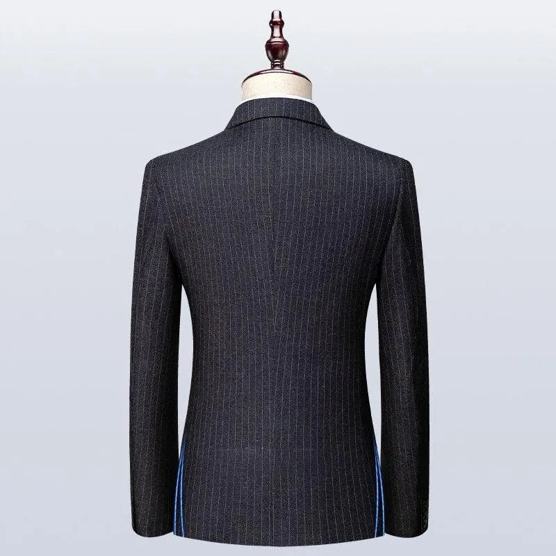 Elegant Men’s Suit - Striped Double-Breasted