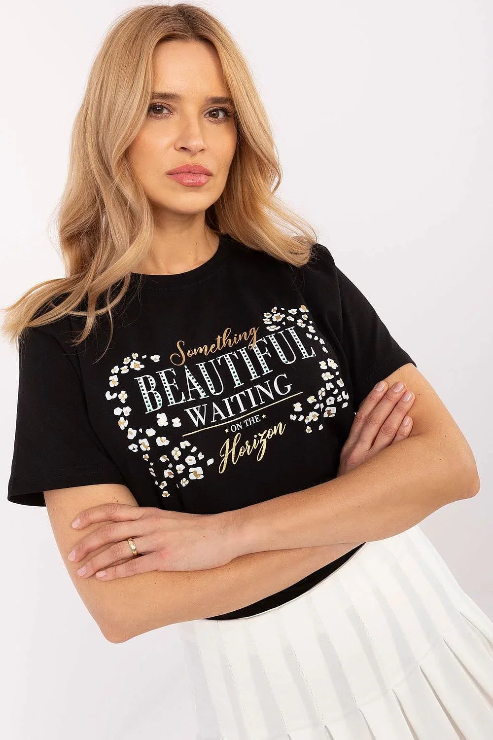 Women Crew-Neck Short-Sleeves T-Shirt – Stretchable - Black -Guocali