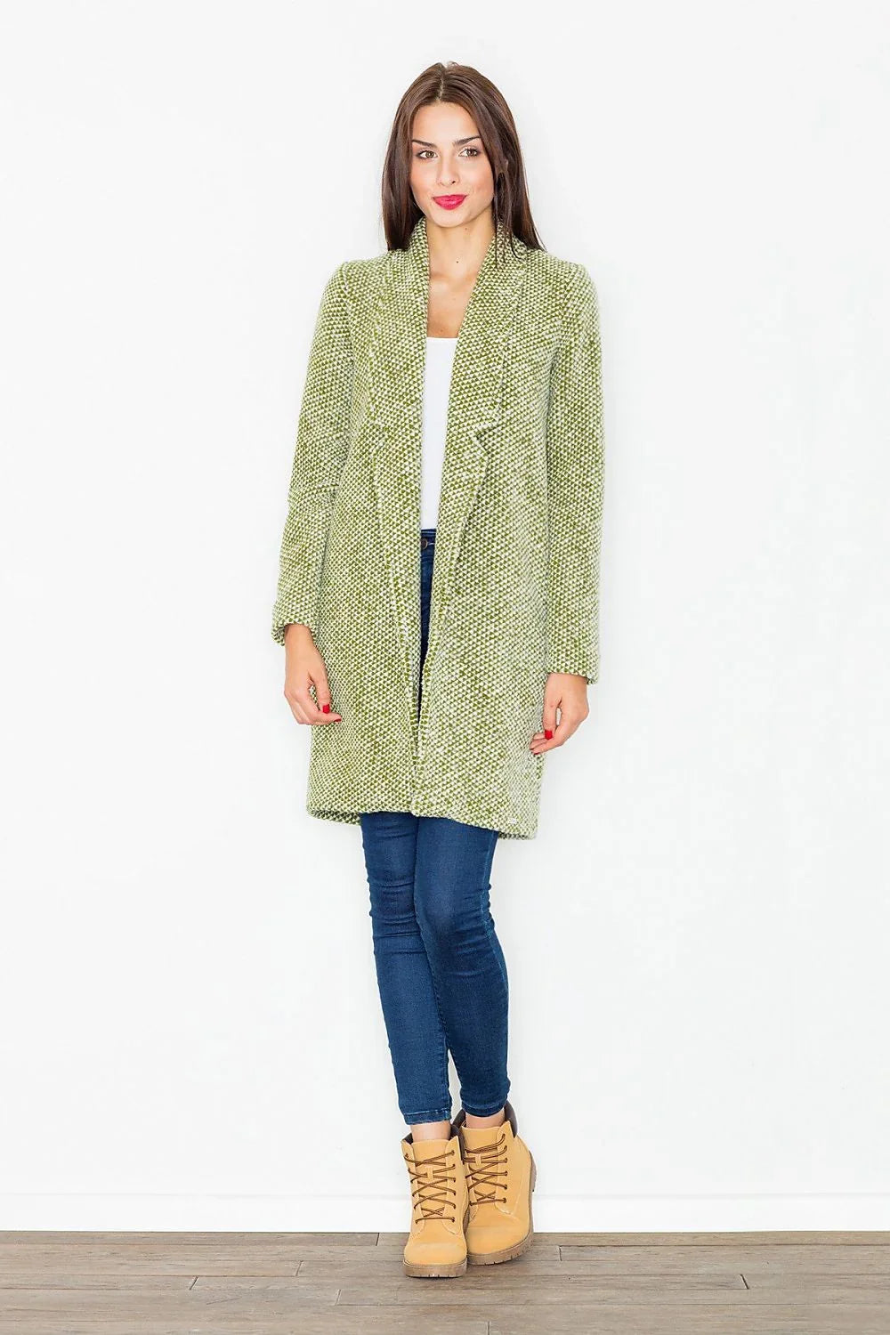 Women's Wool Coat - With Pockets Elegant