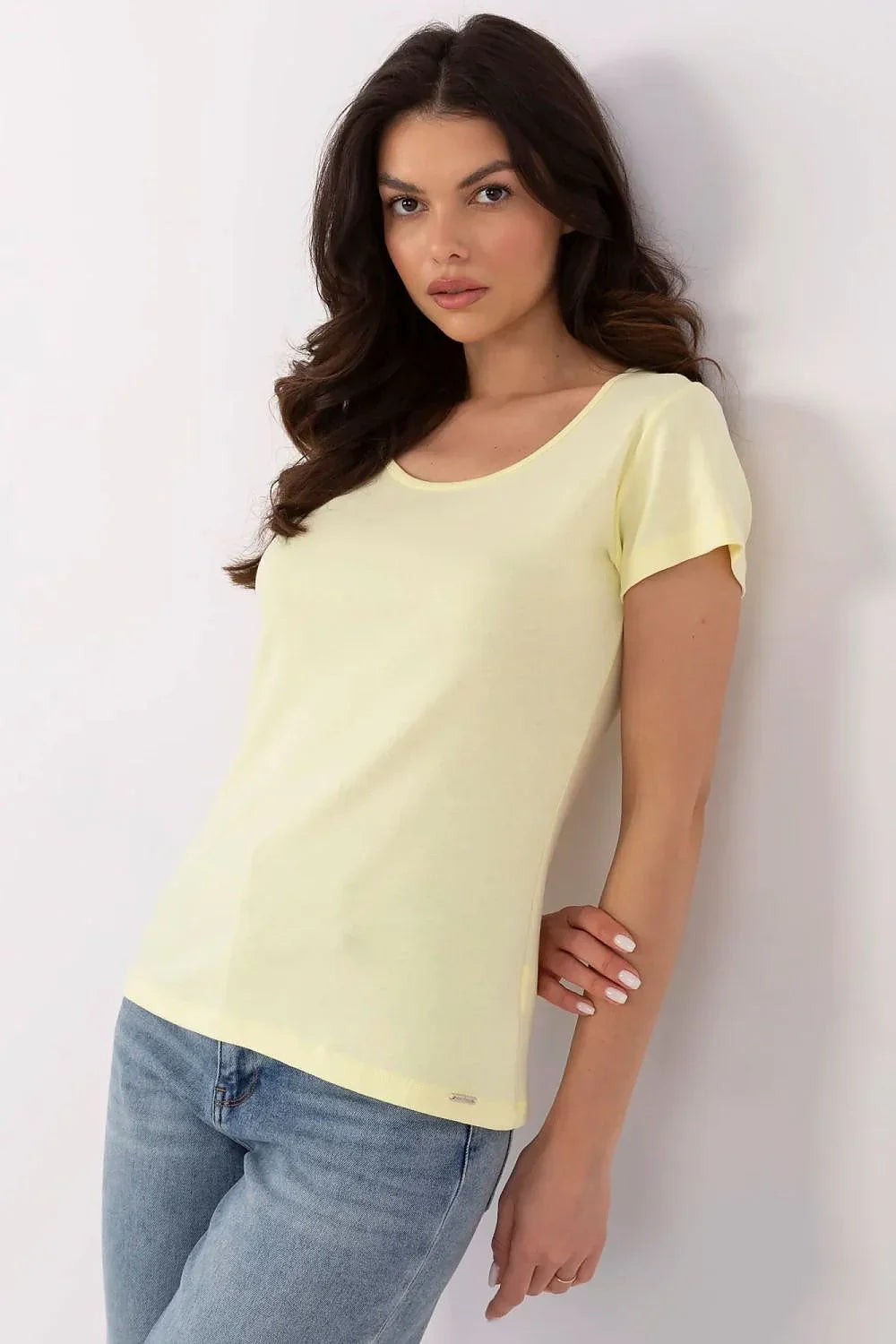 Women Scoop-Neck Short-Sleeves T-Shirt – Stretchable - Yellow -Guocali